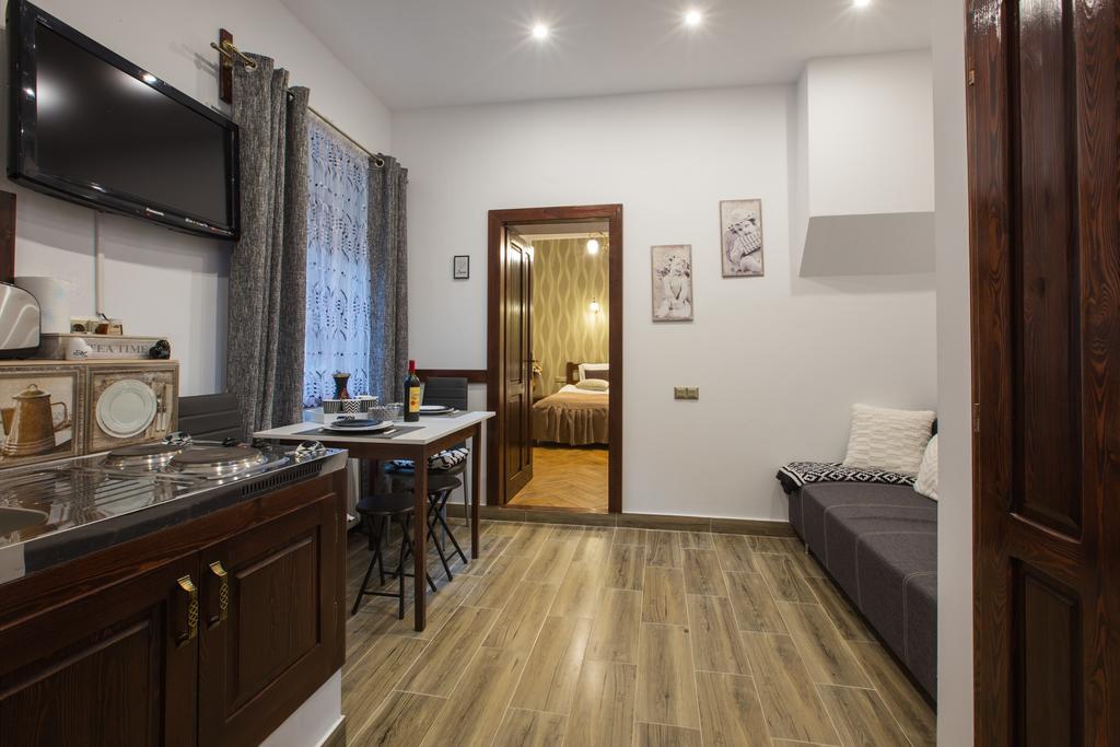 History Apartments Cetatii シビウ エクステリア 写真