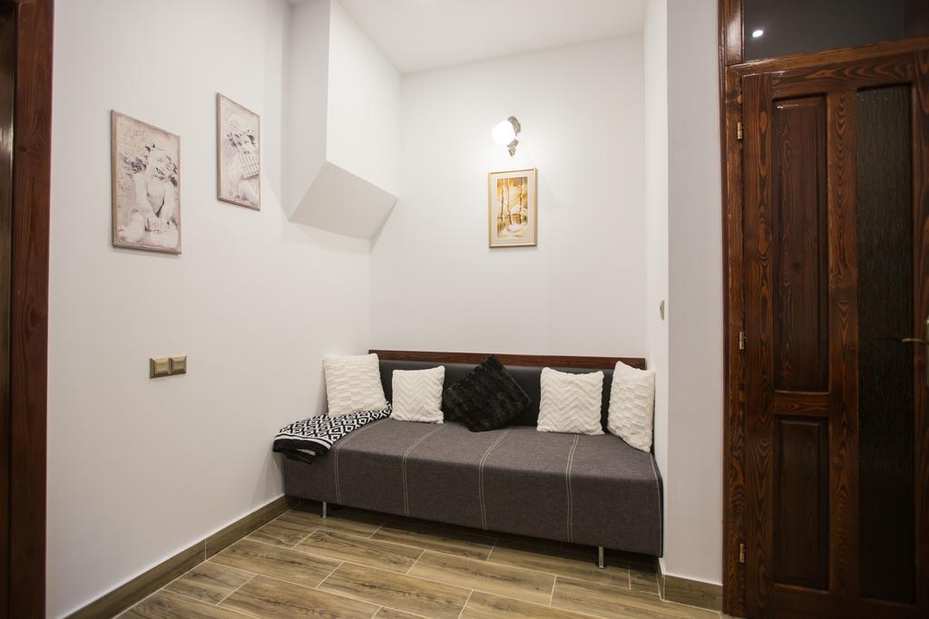 History Apartments Cetatii シビウ エクステリア 写真